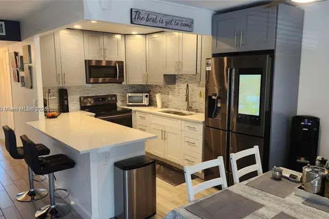 2043 Harwood D # 2043, Deerfield Beach FL 33442