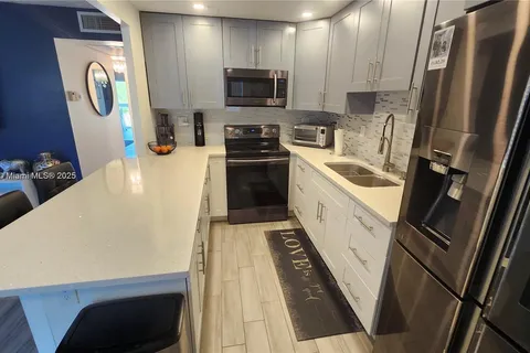 2043 Harwood D # 2043, Deerfield Beach FL 33442