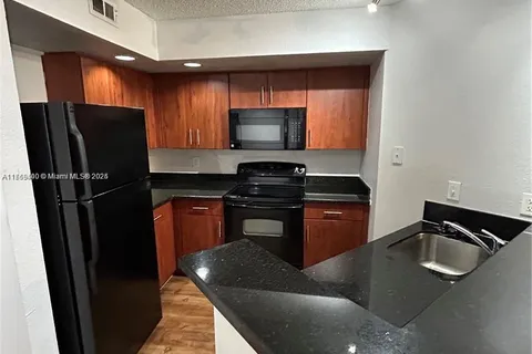 701 Vista Isles Dr # 1614, Sunrise FL 33325