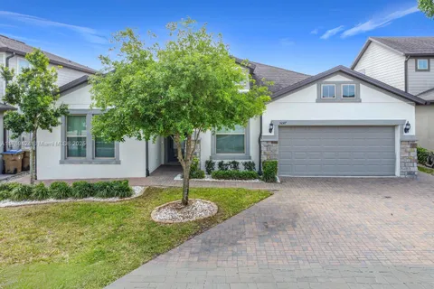 5647 Barletta Drive, Saint Cloud FL 34771