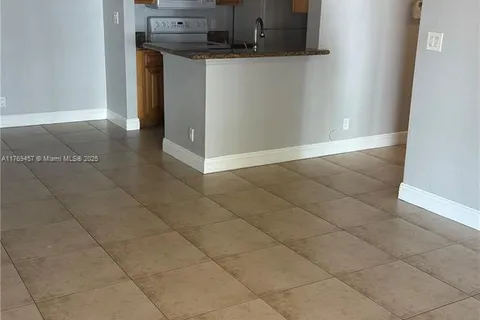 5720 Rock Island Rd # 380, Tamarac FL 33319