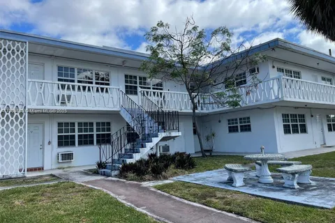 1471 NE 170th St # 224A, North Miami Beach FL 33162