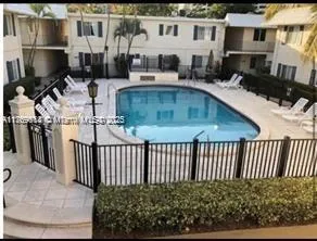 8601 SW 68th Ct # 2, Pinecrest FL 33156