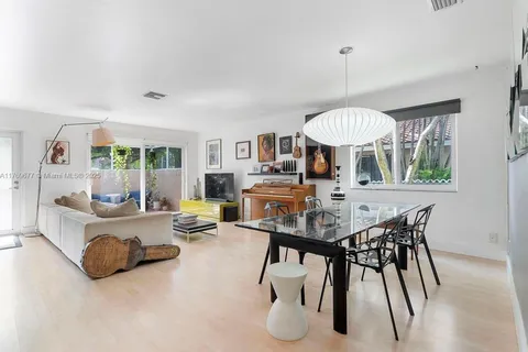 2380 NW 122nd Dr, Coral Springs FL 33065