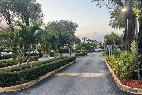 14250 SW 62nd St # 517, Miami FL 33183