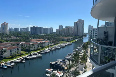 3029 NE 188th St # 905, Aventura FL 33180