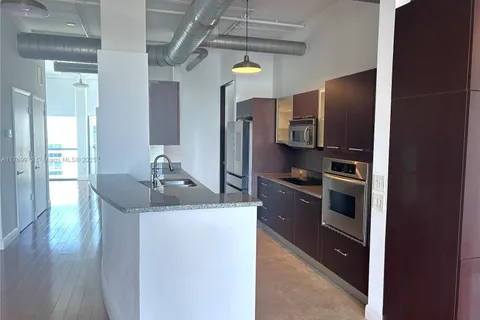 3029 NE 188th St # 905, Aventura FL 33180