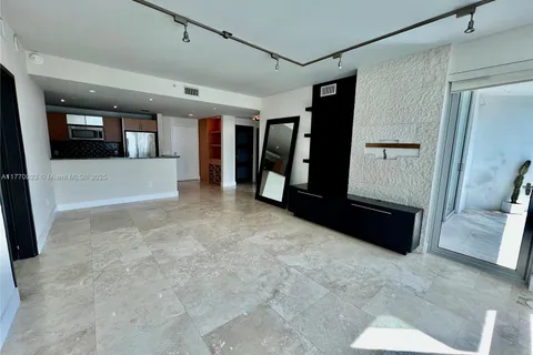 300 S Biscayne Blvd # 2606, Miami FL 33131