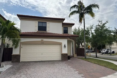 10086 NW 89th Ter, Doral FL 33178