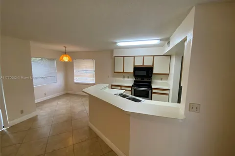 9999 Summerbreeze Dr # 311, Sunrise FL 33322