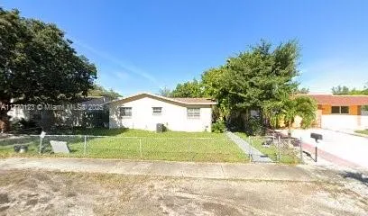 2441-2443 Sherman St, Hollywood FL 33020