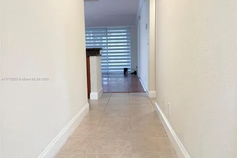 8200 NW 24th St # 8200, Coral Springs FL 33065