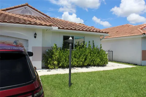 6131 Manchester Ln # 0, Davie FL 33331