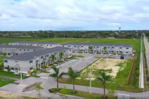 388 NW 12th Pl # 388, Florida City FL 33034