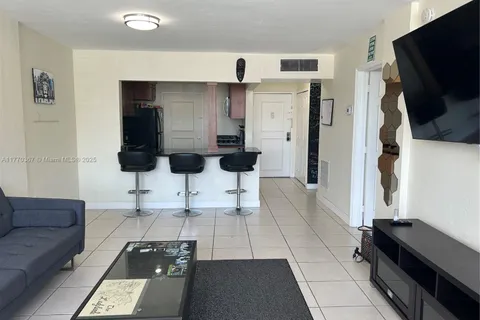 2175 NE 170th St # 205, North Miami Beach FL 33162