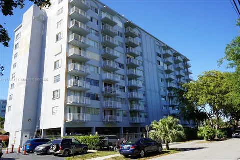 1470 NE 125th Ter # 314, North Miami FL 33161