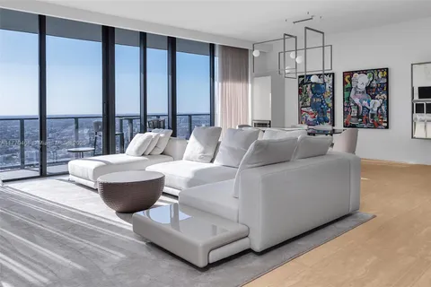 1000 Brickell Plz, Miami FL 33131