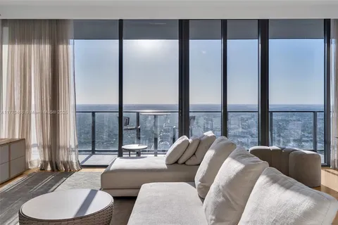1000 Brickell Plz, Miami FL 33131
