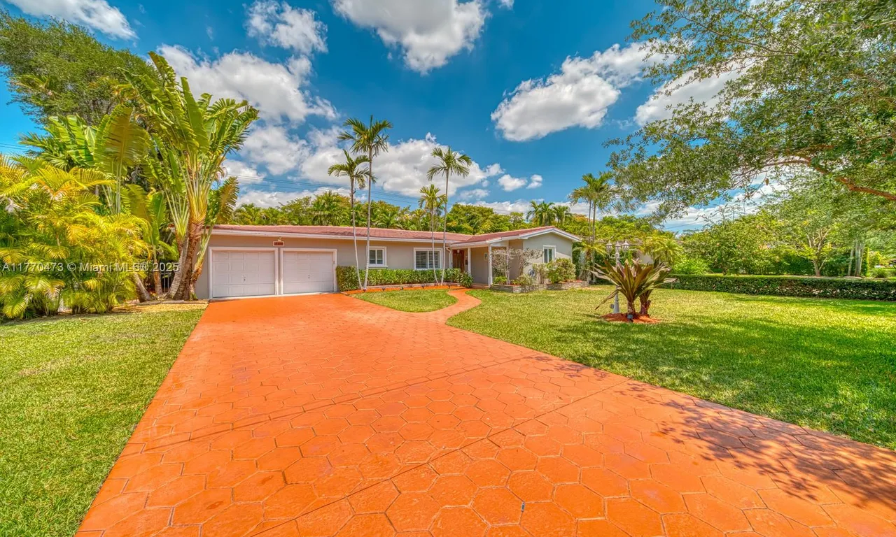 1435 Blue Rd, Coral Gables FL 33146