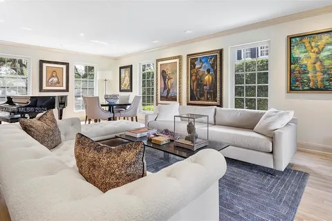 4310 Santa Maria St, Coral Gables FL 33146
