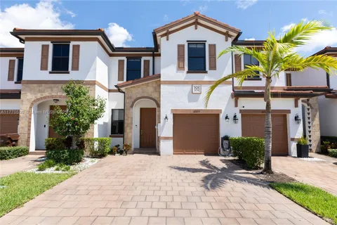 10379 W 34th Ln, Hialeah FL 33018