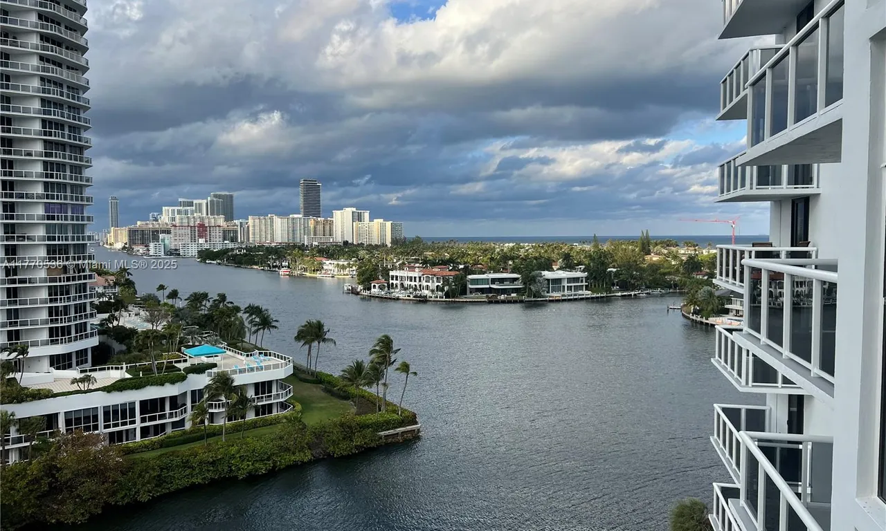 20515 E Country Club Dr # 1041, Aventura FL 33180