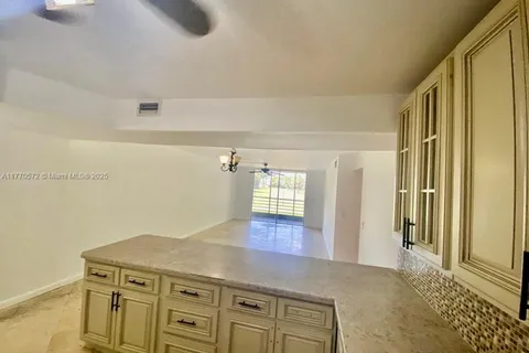 3390 Foxcroft Rd # C112, Miramar FL 33025