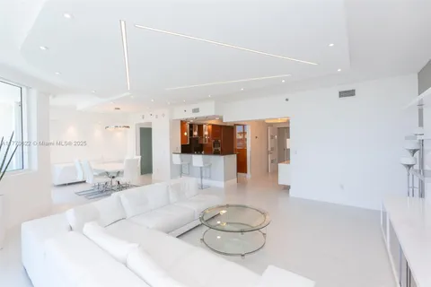 2711 S Ocean Dr # 1601, Hollywood FL 33019