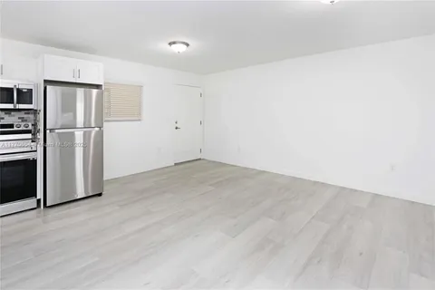 5185 W Flagler St, Miami FL 33134