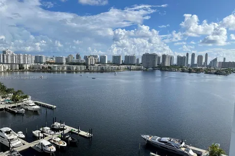 17111 Biscayne Blvd # 1403, North Miami Beach FL 33160