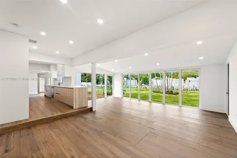 7000 Old Cutler Rd, Coral Gables FL 33143