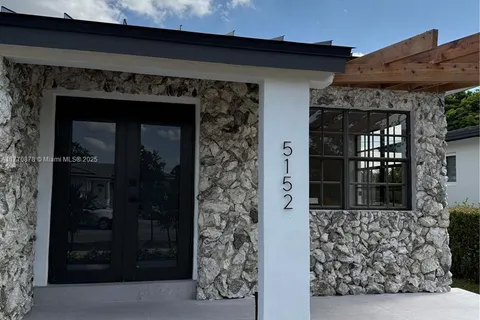 5152 SW 6th, Miami FL 33134