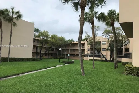 10425 SW 112th Ave # 324, Miami FL 33176