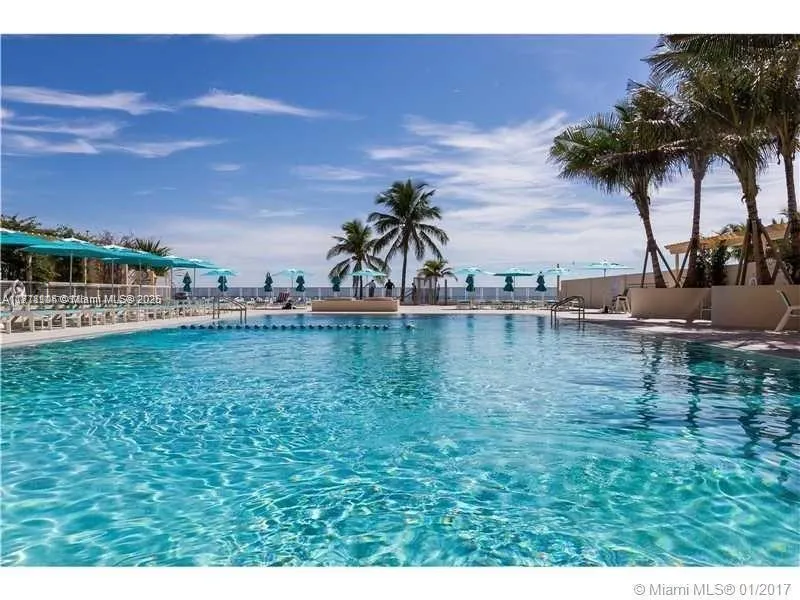 2501 S Ocean Dr # 506, Hollywood FL 33019
