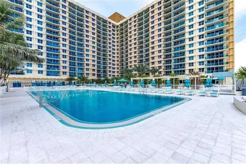2501 S Ocean Dr # 506, Hollywood FL 33019