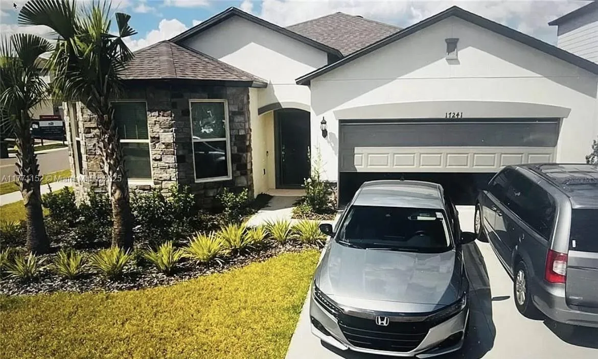 17241 Goldencrest Loop, Clermont FL 34714