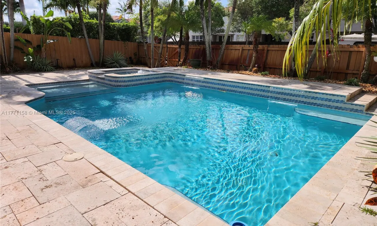 11480 NW 82th Terrace, Doral FL 33178