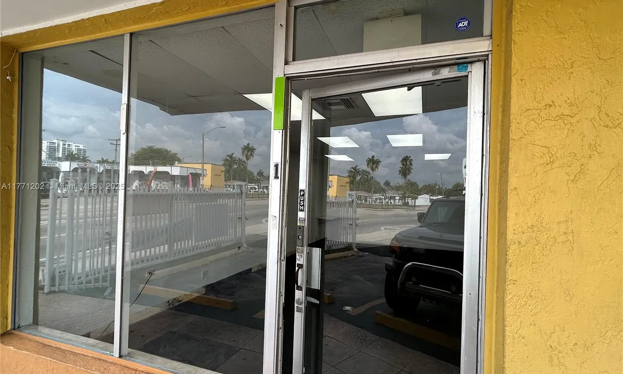 1710 NW 7th St, Miami FL 33125