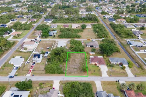 2912 40th St Sw, Lehigh Acres FL 33976