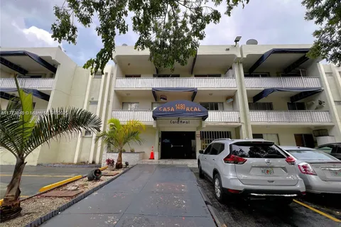 1480 W 46th St # 208, Hialeah FL 33012