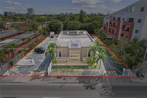 2924 W Flagler St, Miami FL 33135