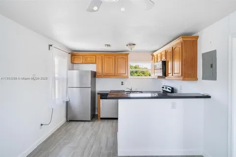 6221 NW Miami Ct # 2, Miami FL 33150