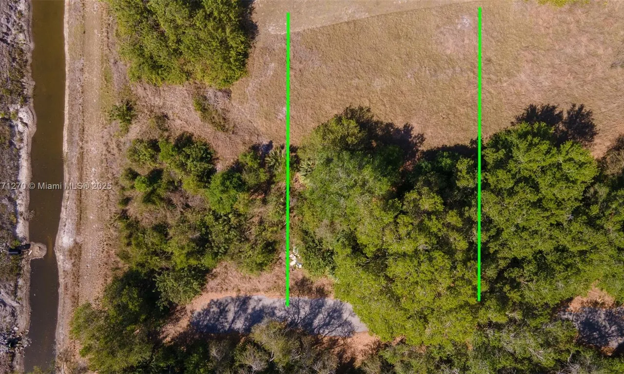 3816 37th St SW, Lehigh Acres FL 33976
