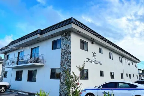 805 W 30th St # 1, Hialeah FL 33012