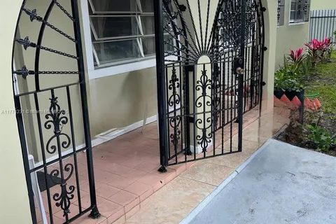 14521 NW 16th Ct, Miami FL 33167