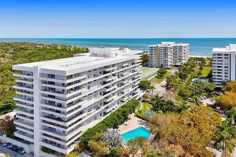 155 Ocean Lane Dr # 310, Key Biscayne FL 33149