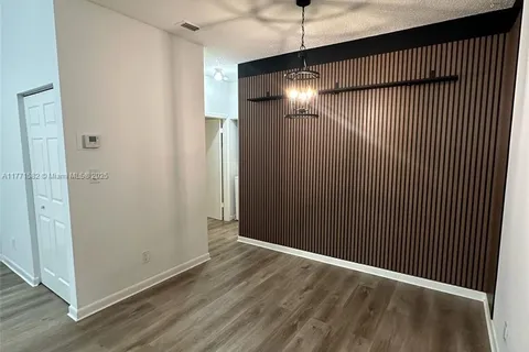 800 Cypress Park Way # D1, Deerfield Beach FL 33064