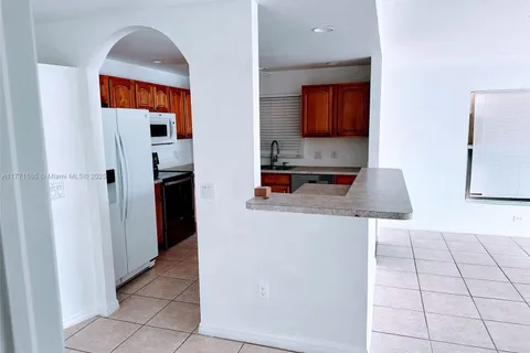 121 S IVAN S # 121, Lehigh Acres FL 33973
