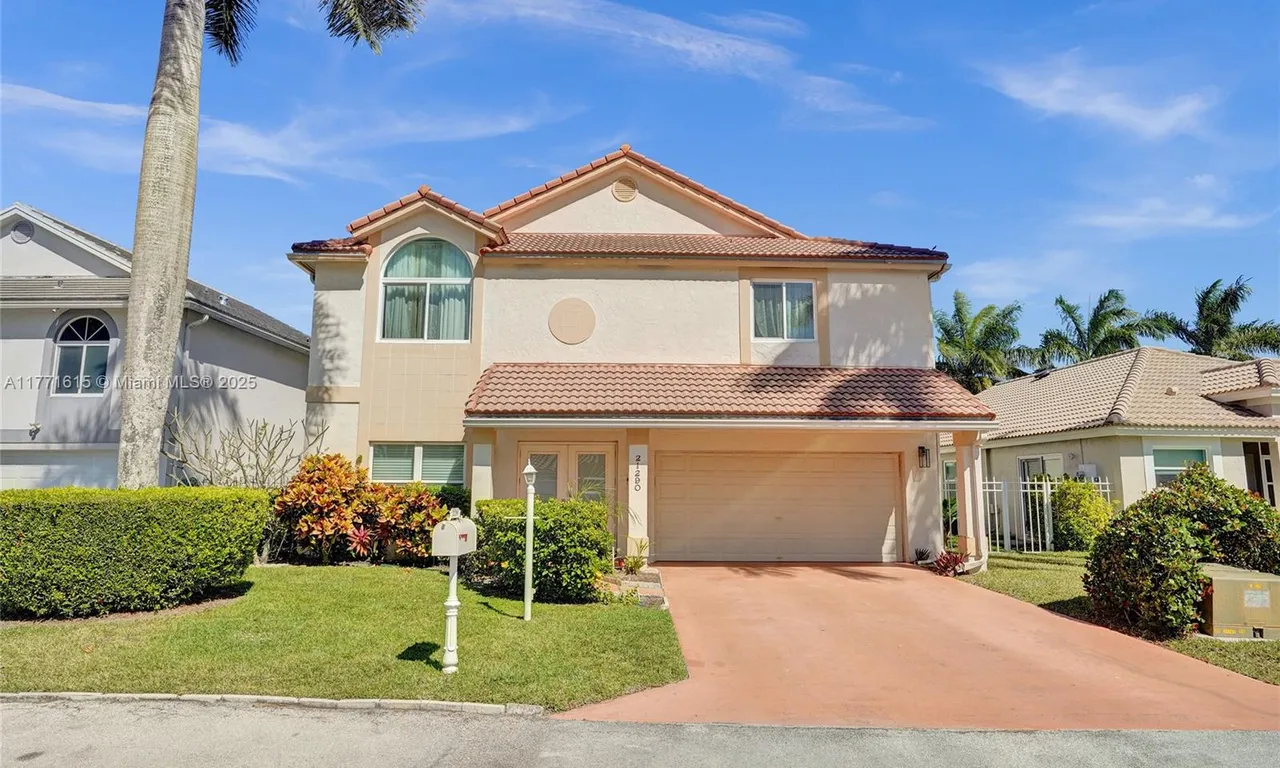 21290 Millbrook Court, Boca Raton FL 33498