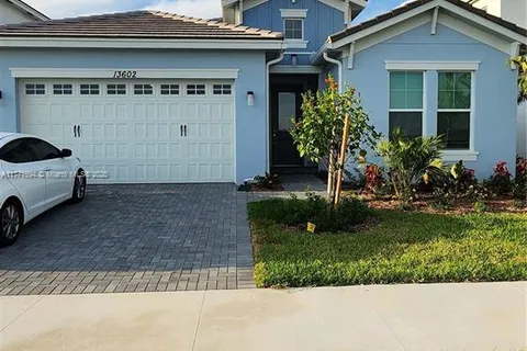 13602 Spruce Pine Dr, Westlake FL 33470